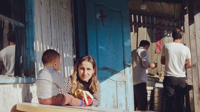 Tbilisi Fotogrāfijas un multimediju muzejā atklāta izstāde “Tikšanās punkts: Kalni” ar Dāvja Kaņepes dalību